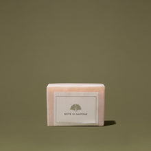 Carica l'immagine nel visualizzatore di Gallery, SAPONE ARTIGIANALE Miele