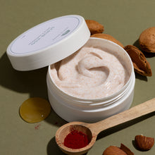 Carica l'immagine nel visualizzatore di Gallery, SCRUB VISO Miele e Zafferano
